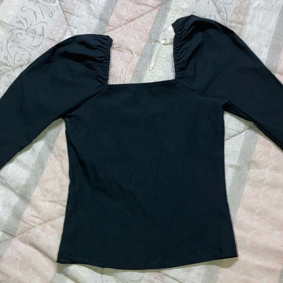 FASHIONNOVA over the shoulder top - Picture 5 of 5